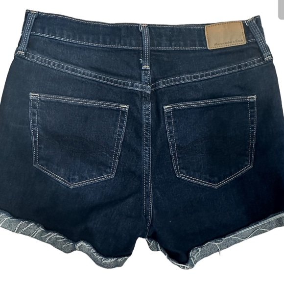 🛍️ 3/$15 Abercrombie & Fitch Jean shorts - Picture 2 of 5